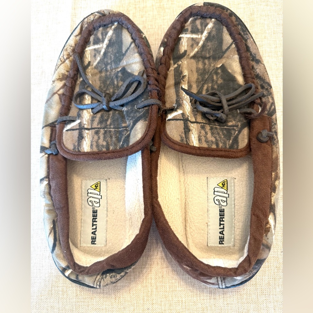 Realtree Camouflage Moccasin Slippers with Brown Accents